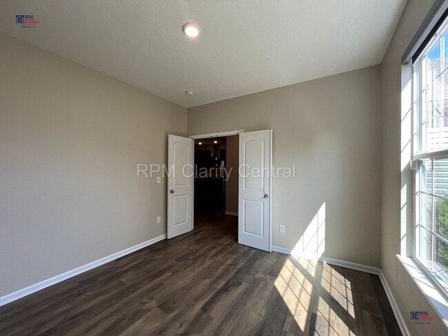 Building Photo - Charming 3-Bedroom, 2-Bath Home with Bonus...