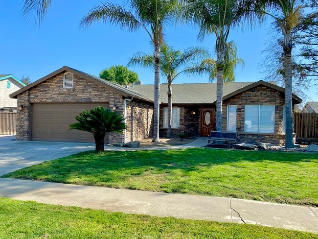 Primary Photo - 2095 W Merritt Ave