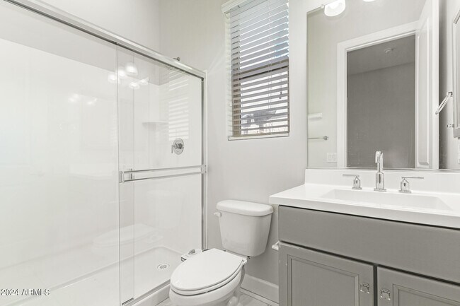 Building Photo - 18030 N 66th Pl