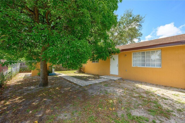 Building Photo - 2355 NW 99th Terrace