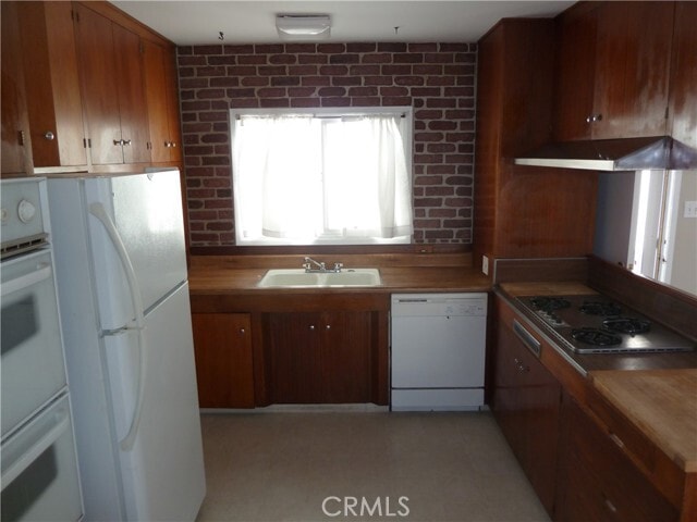 Building Photo - 518 Palm Dr