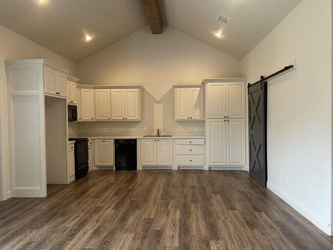 Building Photo - 2507 111th St