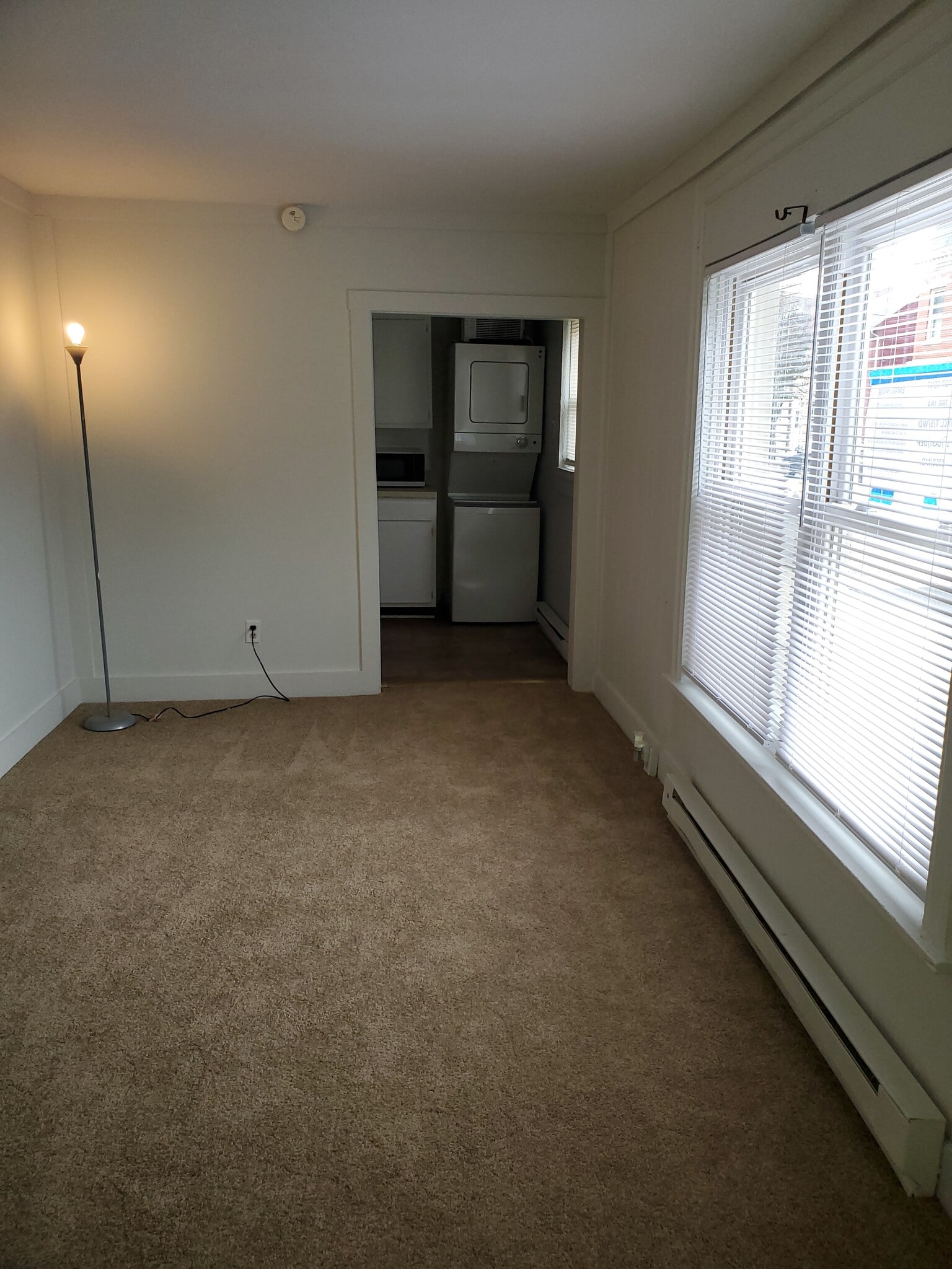 Building Photo - 354 Cherry St