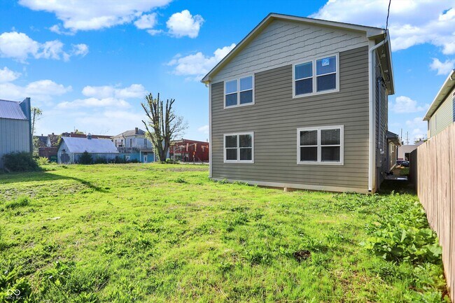 Building Photo - 1622 Prospect St