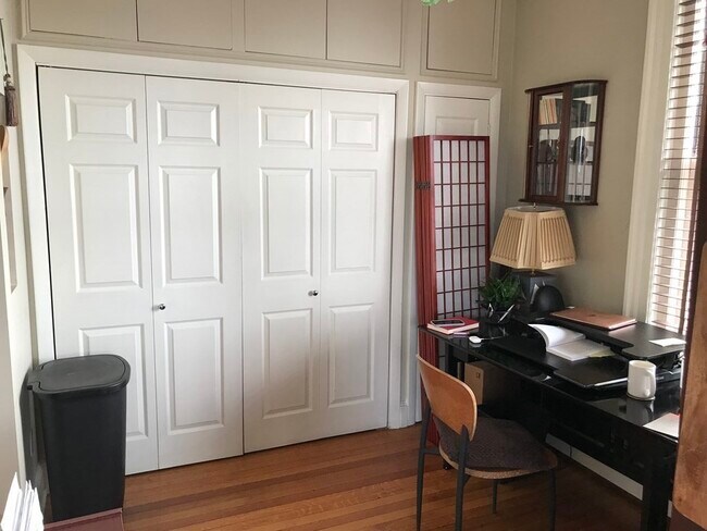 Building Photo - 478 Beacon St