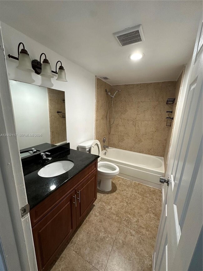 Building Photo - 9001 SW 77th Ave