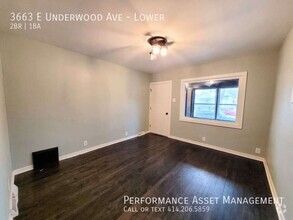 Building Photo - Updated 2BD/1BA  Cudahy Lower Unit