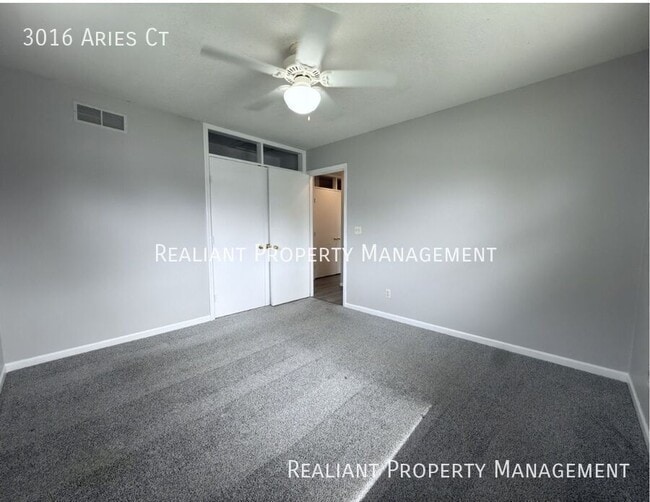 Building Photo - 3016 Aries Ct