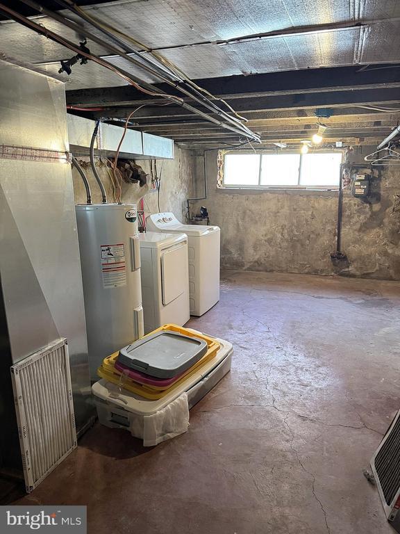 Building Photo - 2531 S Warnock St