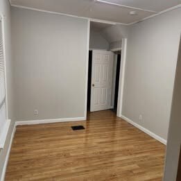 Building Photo - 63 Ingalls St