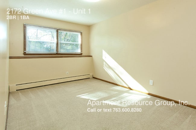 Building Photo - 2172 Green Ave