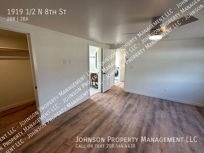 Building Photo - 1919 1/2 N 8th St-
