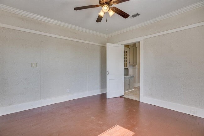 Building Photo - 1011 Georgia Ave