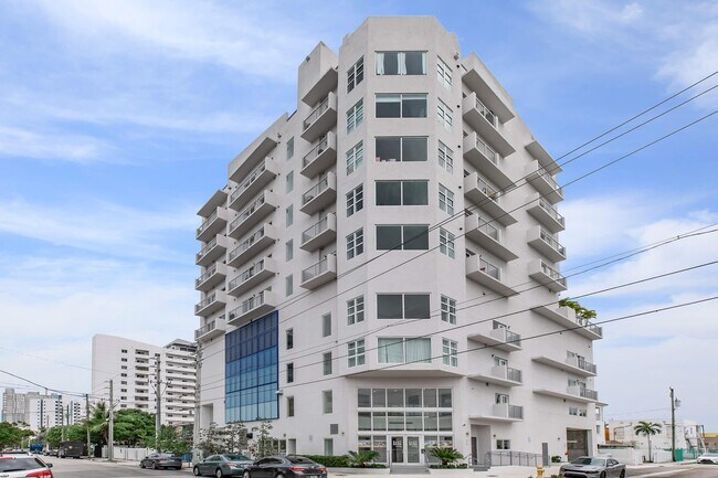 Building Photo - 39 NW 7th Ave