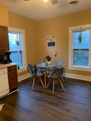 Building Photo - 813 1/2 4th St