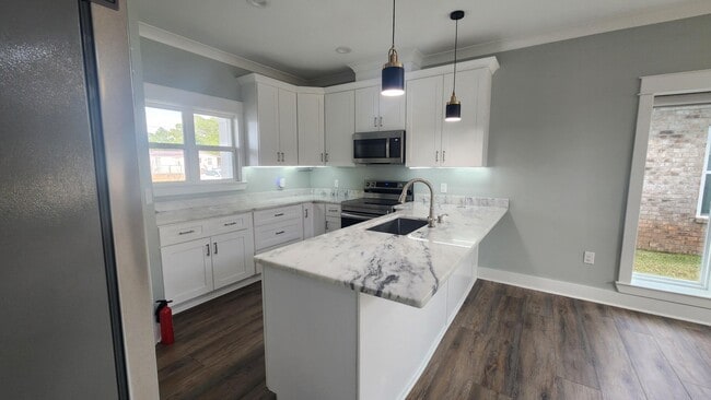 Building Photo - 9149 Timber Ln