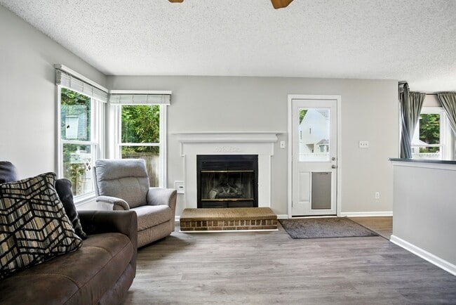 Building Photo - 1036 Woodsmans Reach