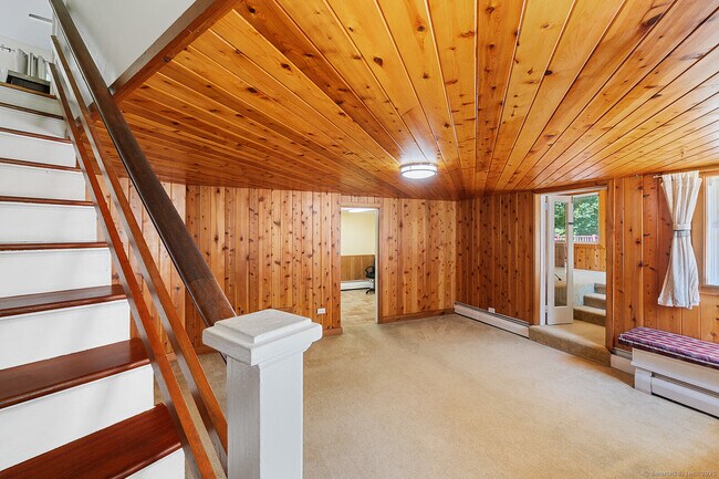 Building Photo - 26 Wilridge Rd