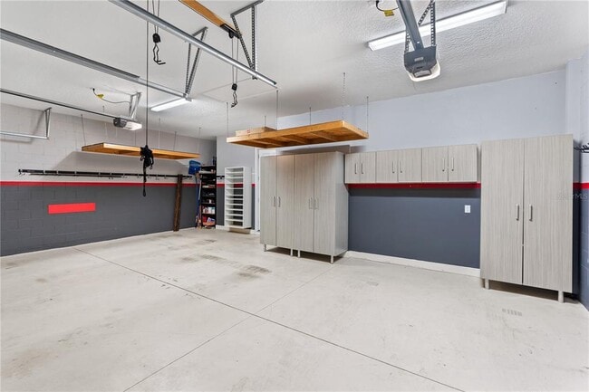Building Photo - 14717 Bowfin Terrace