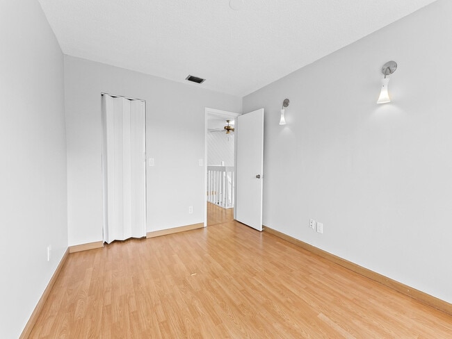 Building Photo - 2226 Nova Village Dr