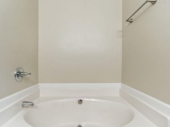 Building Photo - Build Equity While Leasing - Lease and Own...