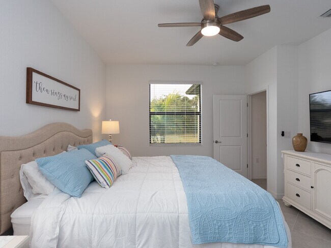 Building Photo - 3 Bedrooms | 2 Bathrooms | 2-Car Garage | Biscayne Landing – Gated Community