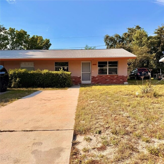 Building Photo - 5401 Pasadena Dr