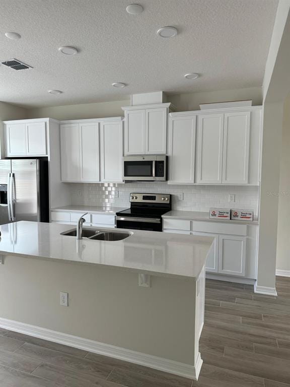 Building Photo - 15887 Grafton Wy