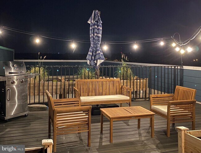 Building Photo - 4527 Georgia Ave NW