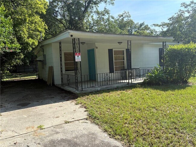 Building Photo - 4049 Villa Ave