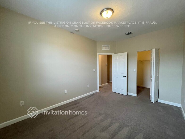 Building Photo - 11453 SW 252nd Ter