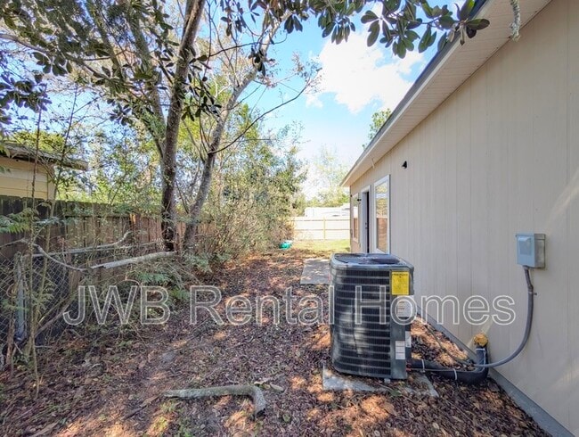 Building Photo - 11508 Gerado Rd