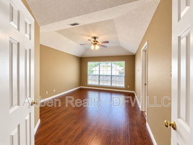 Building Photo - 514 Briarcroft Dr