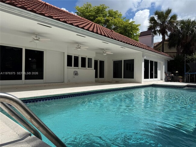 Building Photo - 4934 NW 94th Doral Pl