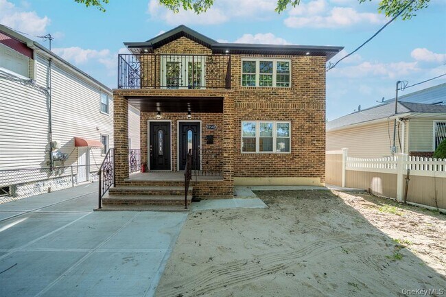 Building Photo - 115-42 Inwood St