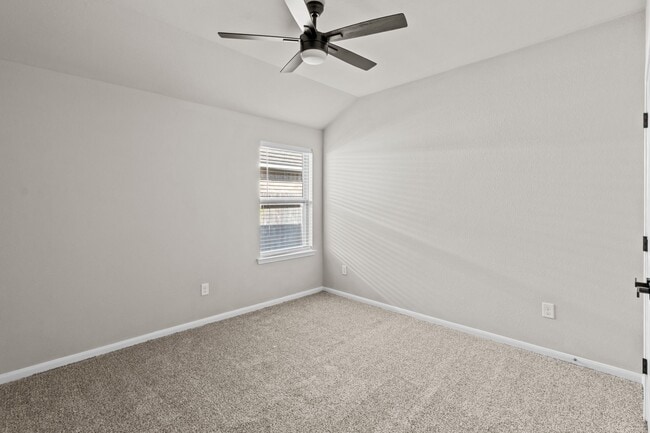 Building Photo - 2218 Levant Ln
