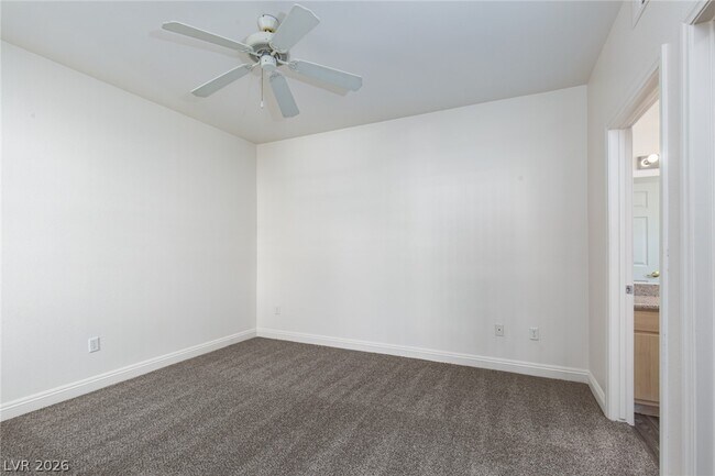Building Photo - 8000 W Badura Ave