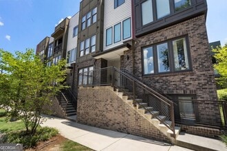 Building Photo - 371 Pratt Dr SE