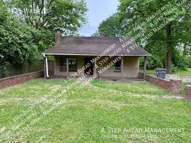 Primary Photo - 3135 Wade St