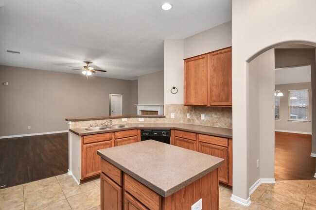 Building Photo - 4918 Jarl Ct