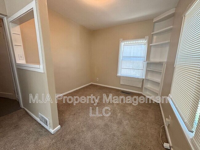 Building Photo - 1631 S 500 E