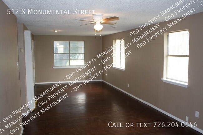 Building Photo - 512 S Monumental St