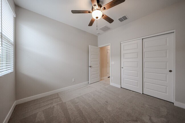 Building Photo - 4 Bedroom in Asante Community