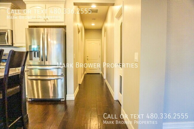 Building Photo - 3016 E Shannon St