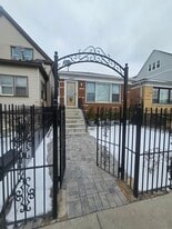 Building Photo - 4405 N Keokuk Ave