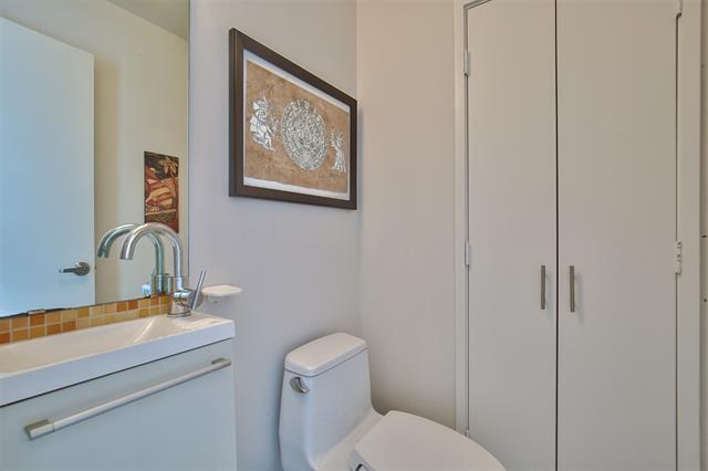 Building Photo - 5205 Capitol Ave