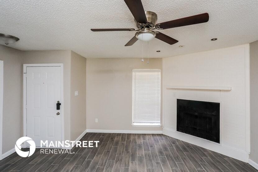 Building Photo - 10405 Kinslow Dr