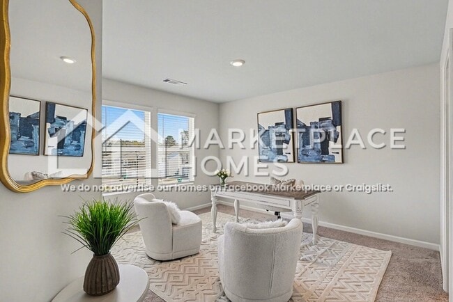 Building Photo - 425 Oakwood Dr NW