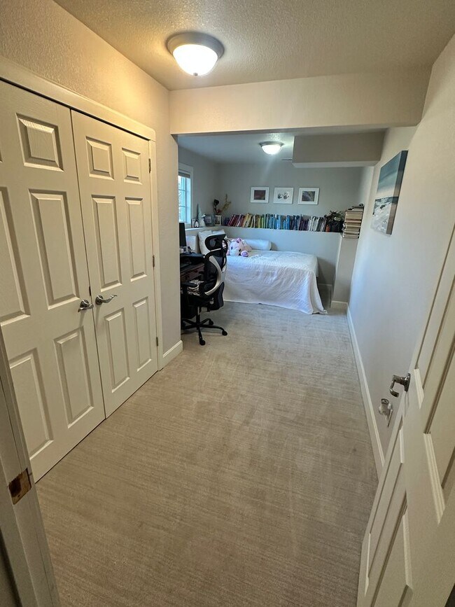 Building Photo - Italian Estates Property Management