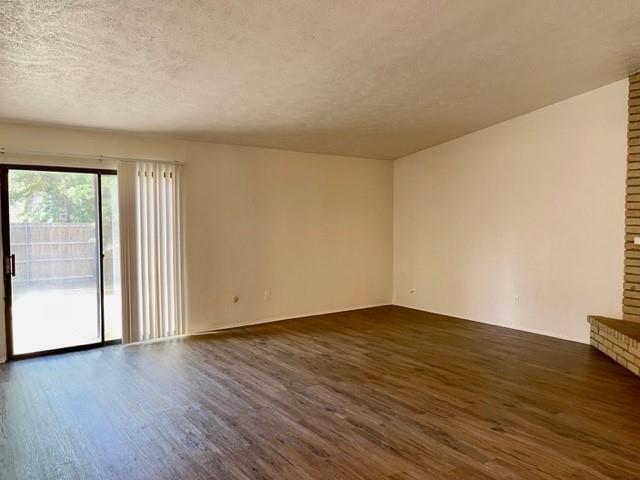 Building Photo - 4020 Blue Flag Ln